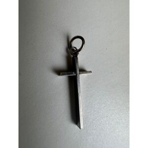Vintage Sterling Silver Minimalist Square Bar Cross Pendant Charm 1 Inch 0.67g